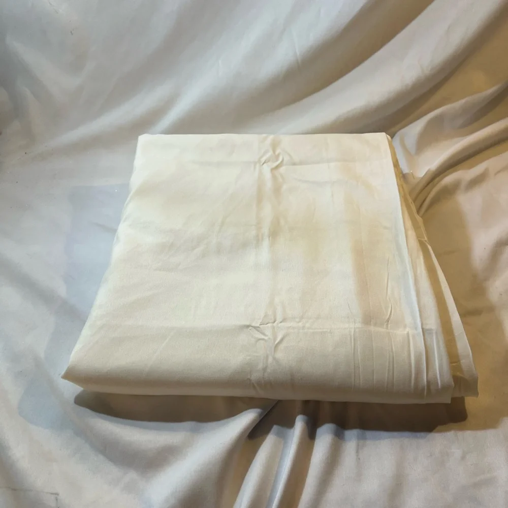 Elegant Cream Bedding fitted sheet new